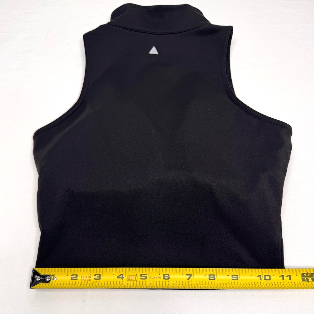 Vitality Black Athletic Tank Top Women’s Size XS
Cropped 1/2 Zip - Picture 11 of 12